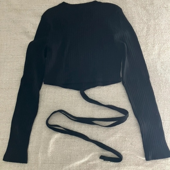 Zara Crop Top (Never been worn) - Picture 2 of 3